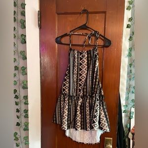 Selling a tank top from SHEIN , only worn a few times.